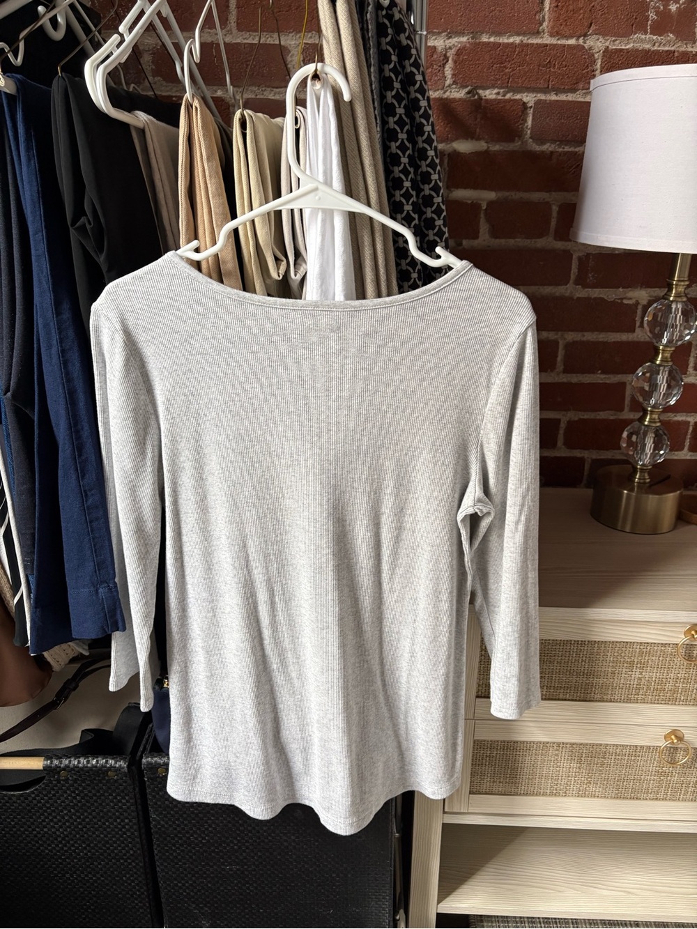 Old Navy Light Ribbed Top - Picture 3 of 4